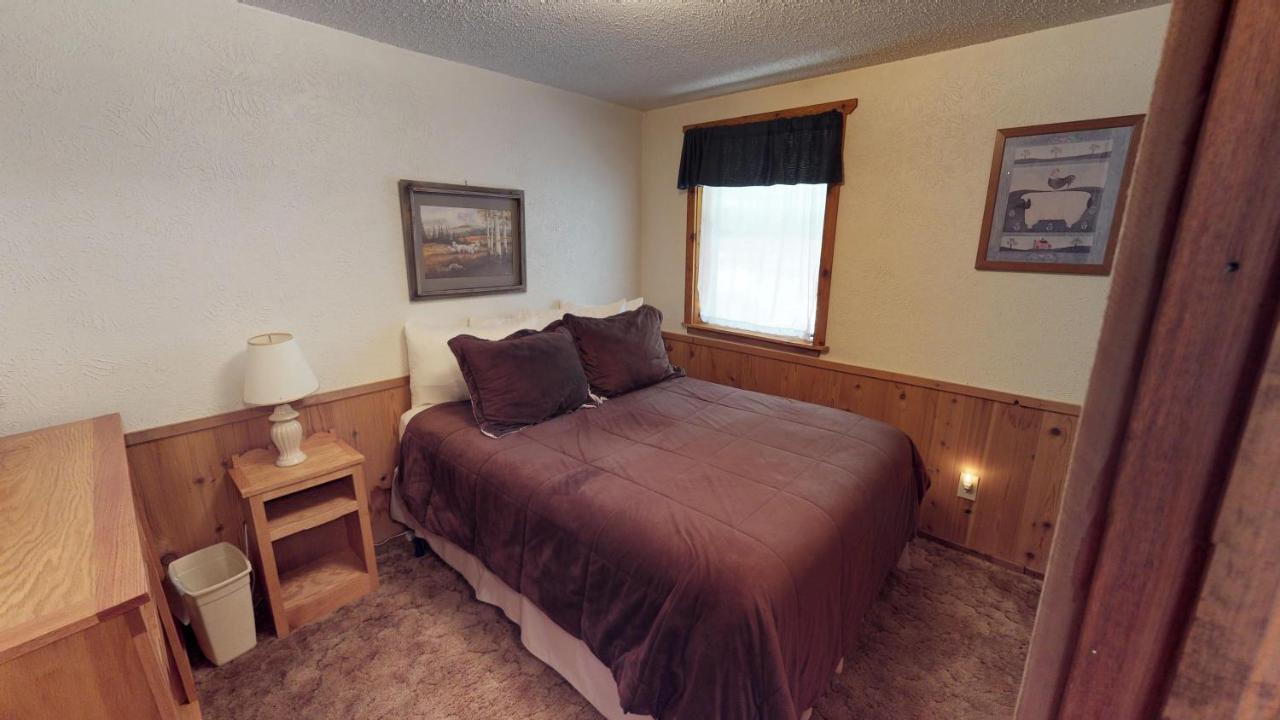 Birdwell Sheep Camp In Upper Valley With High Speed Wifi Red River Exterior photo
